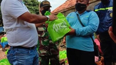 Ikatan Alumni SMPN 03 Purwakarta, Peduli Sosial Bantu Korban Banjir Pamanukan