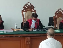 Majelis Hakim Bacakan Putusan Sela OTT RSKB Kota Cimahi