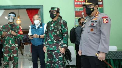 Panglima TNI Pastikan Obat Bantuan Pemerintah Terdistribusi Dengan Aman