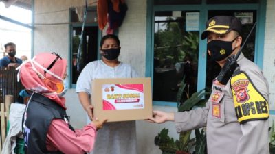 Ratusan Bansos Sembako Disebar Polres Sukabumi