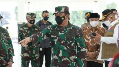 Tinjau Kesiapan Penerapan Silacak, Panglima TNI Kunjungi Puskesmas Berbah Sleman