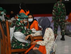 Aliansi Mahasiswa Universitas Nasional di Surakarta Laksanakan Vaksinasi
