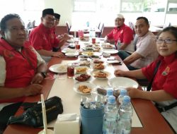 Dalam HUT Kemerdekaan Ke 76 Keluarga Besar PWRI Berkunjung ke Ketua Umum KONI dan KADIN Kota Semarang