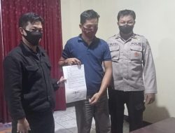 Personel Polsek Dusun Tengah Mediasikan Permasalahan warga