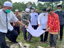 Bupati Barito Timur Letakkan Batu Pertama Pembangunan Masjid di Desa Lampeong