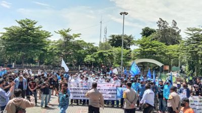 Di Momen Hari Anti Korupsi, Ratusan Massa Dari 16 LSM Sukabumi Soroti Transparansi Penggunaan Anggaran