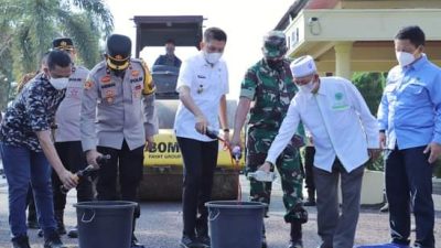 Bupati Ogan Ilir Bersama Polres Musnahkan Ratusan Miras