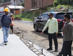 Pemkab Garut Kebut Perbaikan dan Rekonstruksi Jalan Agar Bisa Digunakan Saat Mudik Lebaran