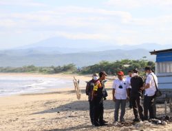 Wabup Garut Dampingi Plt. Kadisparbud Jabar Tinjau Kondisi Pantai Sayangheulang dan Santolo
