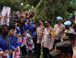 Mahasiswa Unjuk Rasa Di Kota Sukabumi Berjalan Kondusif, Dengan Tuntutan 4 Poin