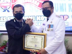 Dukung Capaian Vaksinasi Covid-19 Dosis 3, Polres Sukabumi Kota Raih Penghargaan