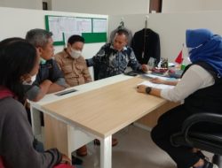 Terancam Putus Sekolah, Orangtua Siswa Warga Kecamatan Pondoksalam Mengadu Ke DPRD