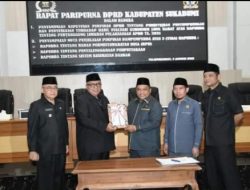 Bupati Sukabumi Hadiri Paripurna Penyampaian Keputusan Pimpinan DPRD