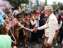 Berbagai Etnis Meriahkan HUT ke-72 Jateng, Ganjar : Wujud Semangat Kebersamaan Dalam Keberagaman