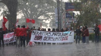 Polres Sukabumi : Kita Kawal Aksi Unjuk Rasa Mahasiswa