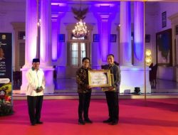 Komitmen Bangun Desa, Bupati Purwakarta Raih Dua Penghargaan dari Kementerian Desa