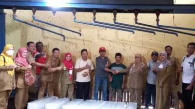 Dinas Perikanan Kabupaten Sukabumi Lakukan Running Tes Produksi Es Balok Di Cisolok