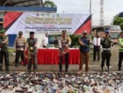 Polres Sukabumi Kota Musnahkan Ribuan Botol Miras