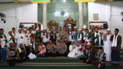 Curhat Jum’at Kapolres Sukabumi Di Mesjid Al-huda Desa Citarik