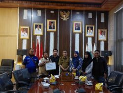 Wakil Bupati H Ardani Apresiasi PWI OI Galang Dana Untuk Korban Bencana Banjir Bandang