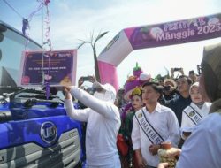 Ambu Anne Buka Festival Manggis Purwakarta 2023