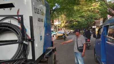 Braak, Pemotor Nabrak Unit Trafo Berjalan Milik PLN Terletak Di Bahu Jalan