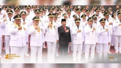 Bupati Bantaeng, Dr. H. Ilham Syah Azikin, M.Si Bertindak Sebagai Komandan Upacara Peringatan Hari OTDA ke 27