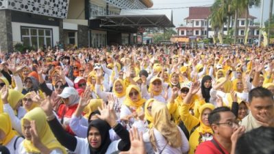 Ribuan Atlet Padati Stadion Purnawarman, Menpora Buka Jambore KORMI Purwakarta
