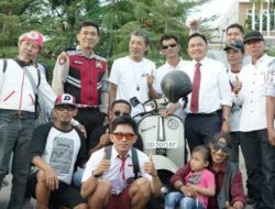 Sambut 78 Tahun Kemerdekaan RI, Bupati Ilham Azikin dan Ratusan Pecinta Kendaraan Klasik Pawai Bantaeng Berkibar