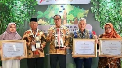 Pemerintah dan DPRD Kota Sukabumi Meraih Penghargaan Nirwasita Tantra