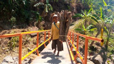Kesaktian Pancasila Jadi Momen Peresmian Jembatan Pertanian Oleh Kades Wanajaya Cisolok Sukabumi