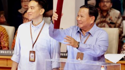 VIDEO: Pidato Prabowo usai Pengundian nomer urut, Bahas Soal Pemilu Jujur hingga Beri Pantun ke Cak Imin