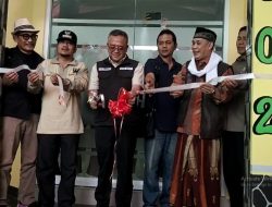 VIDEO: Wabup Sukabumi Resmikan Kantor Desa Cileungsing dan Peringati Hari Jadi Desa Cileungsing yang Ke-41