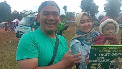 VIDEO: Hadiah Umroh di Harlah PPP ke 51, Warga Kalibunder Kab. Sukabumi “Ketiban Duren”