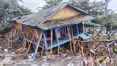 Paket Bantuan Pemkab akan Tersalurkan 2-3 Hari Kedepan untuk Korban Banjir Rob Pesisir Pantai Palabuhanratu